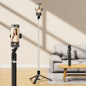 Long selfie tripod with Bluetooth remote (1.7m /5ft long)