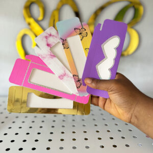 Lash box (pack of 10pcs mixed)